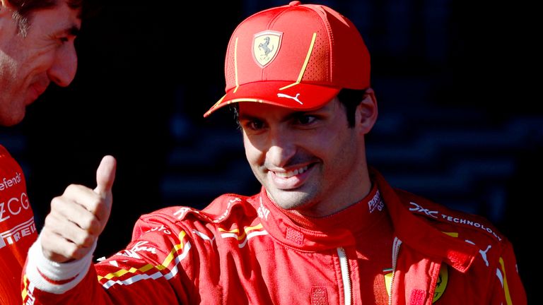 MELBOURNE GRAND PRIX CIRCUIT, AUSTRALIA - MARCH 24: Carlos Sainz, Scuderia Ferrari, 1st position, gives a thumbs up from Parc Ferme during the Australian GP at Melbourne Grand Prix Circuit on Sunday March 24, 2024 in Melbourne, Australia. (Photo by Zak Mauger / LAT Images)