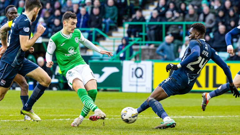 EDINBURGH, SCOTLAND - MARCH 02: Hibernian's Dylan Levitt scores to make it 2-0 during a cinch Premiership match between Hibernian and Ross County at Easter Road Stadium, on March 02, 2024, in Edinburgh, Scotland. (Photo by Ross Parker / SNS Group)