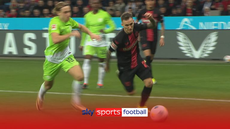 Bayer Leverkusen&#39;s Grimaldo vs Wolfsburg