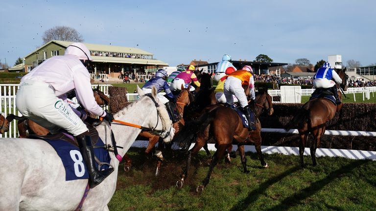 Hereford hosts live racing on Wednesday