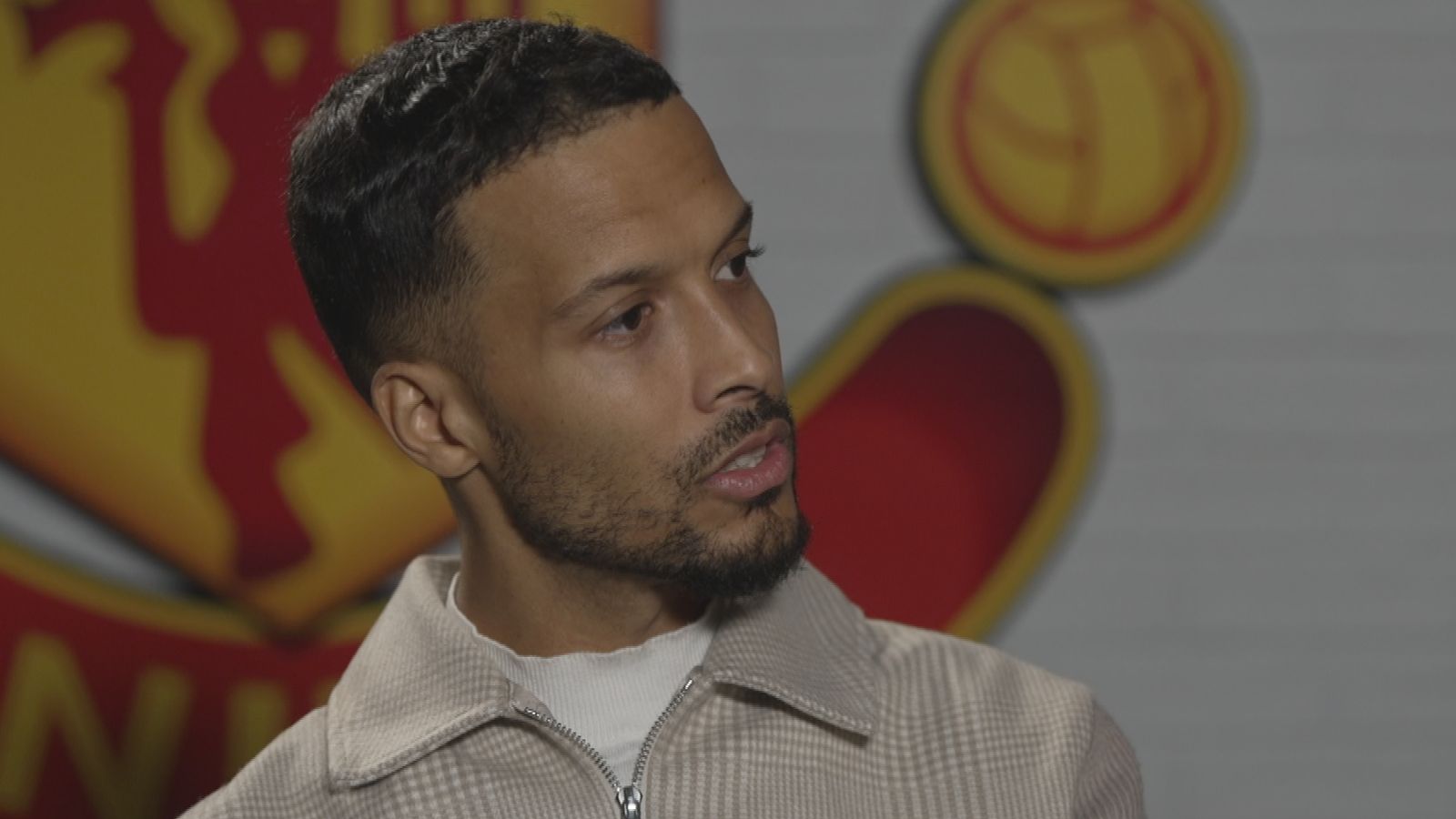 Joe Thompson: Former Footballer Discusses Stage 4 Hodgkin Lymphoma 