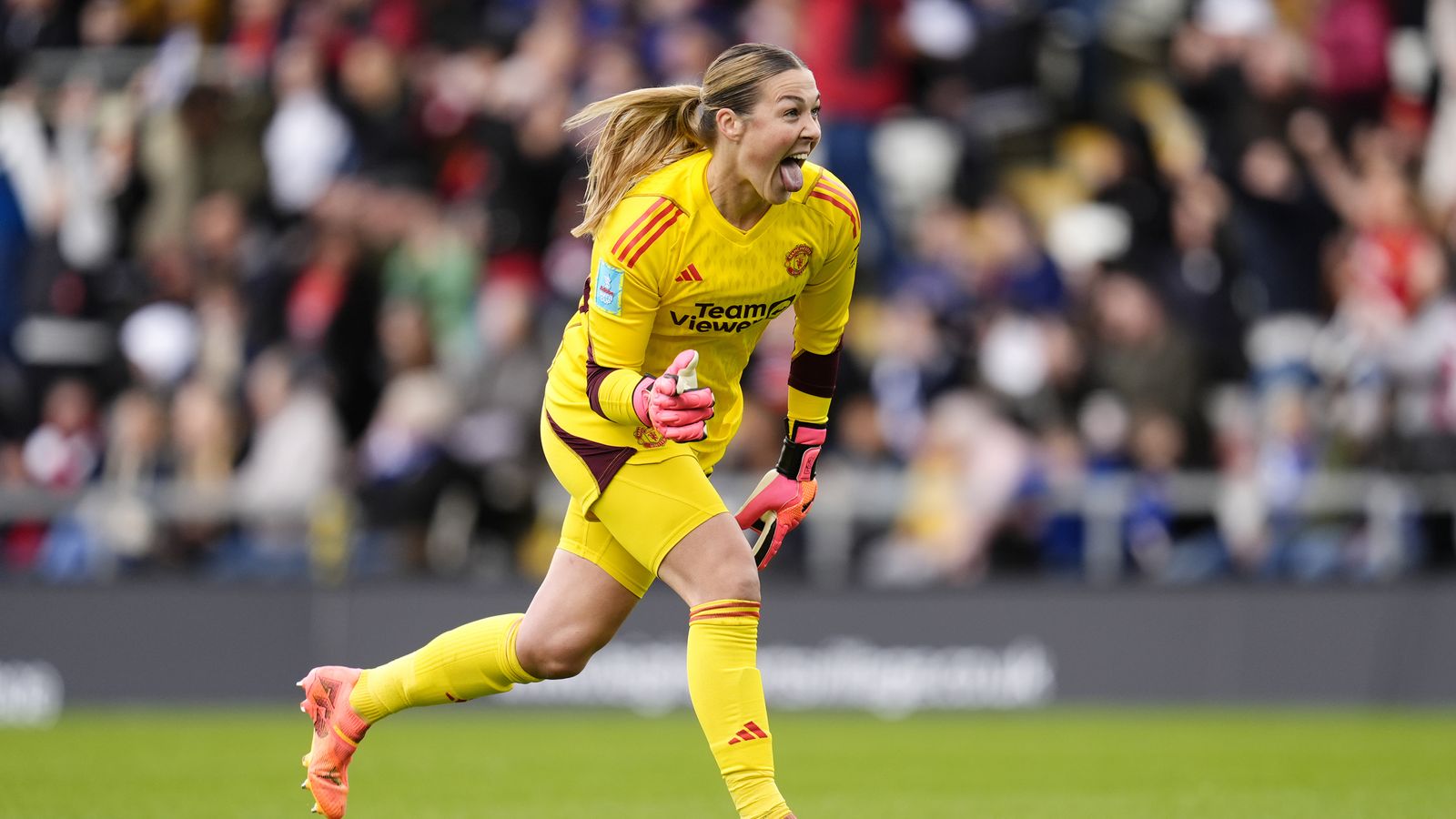 Man United Women 2 - 1 Chelsea Women - Match Report & Highlights