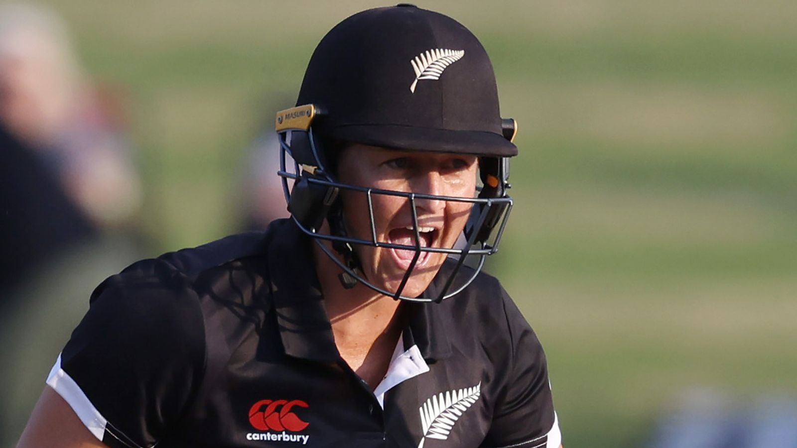 Sophie Devine century guides New Zealand to seven-wicket ODI victory over England in Hamilton