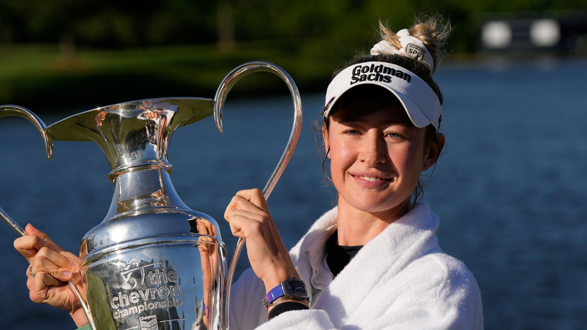 Korda wins second major title and equals LPGA record