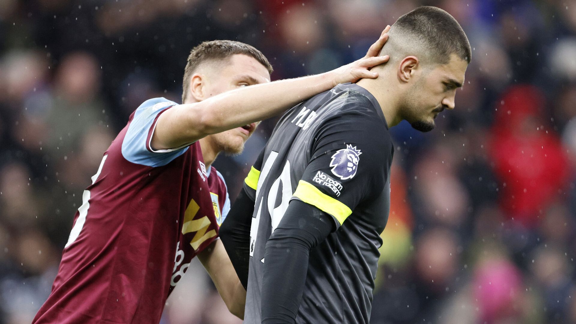 Muric's horror moment costs Burnley in draw with Brighton