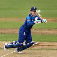 Tammy Beaumont top scored for England with 81