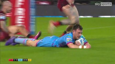 'Quick as a flash' | Leeming provides amazing assist for Smith
