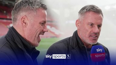 'WOAH!!!' | Carra narrowly escapes pre-match shower from sprinkler!