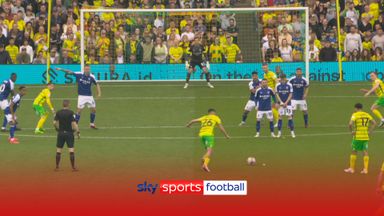 'Norwich land the first blow' | Nunez fires in free kick from distance!