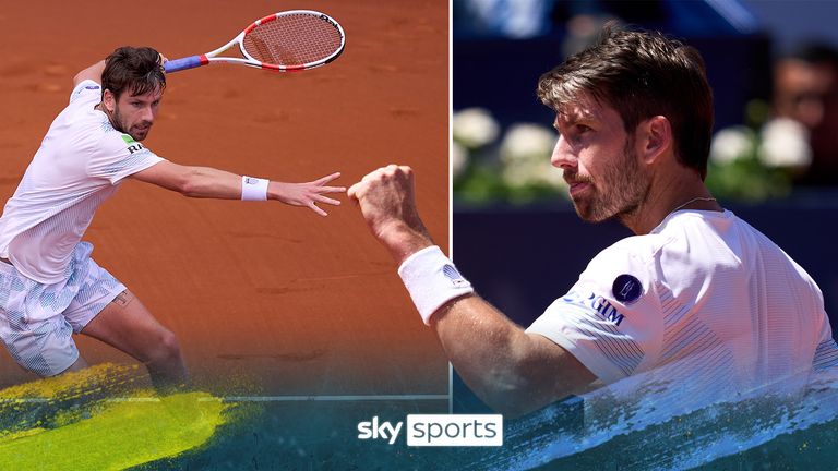 Cameron Norrie played two brilliant shots with one being a drop shot and the other being a drive volley in his quarter-final match against Tomas Martin Etcheverry in Barcelona. 