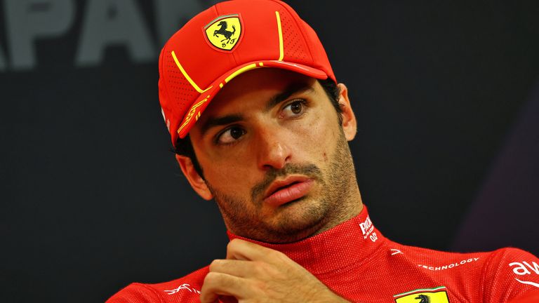 SUZUKA, JAPAN - APRIL 07: Carlos Sainz, Scuderia Ferrari, 3rd position, in the Press Conference during the Japanese GP at Suzuka on Sunday April 07, 2024 in Suzuka, Japan. (Photo by LAT Images)