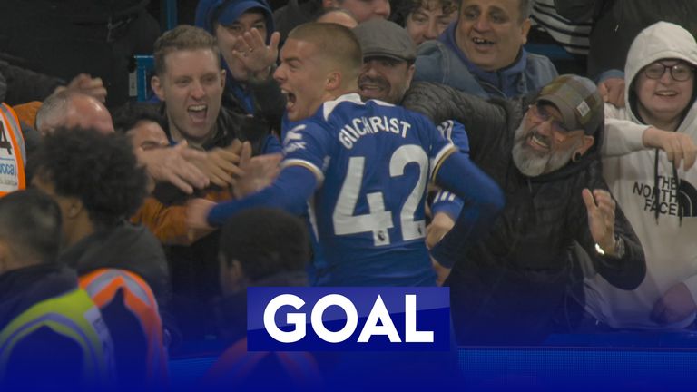 Gilchrist scores his first for Chelsea