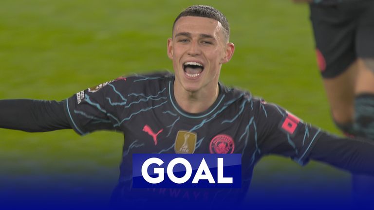 Phil Foden doubles Manchester City's lead