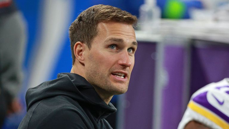 Minnesota Vikings quarterback Kirk Cousins ​​(8) looks on from the sidelines during the second half of an NFL football game between the Minnesota Vikings and the Detroit Lions in Detroit, Michigan, U.S., on Sunday, January 7, 2024 , to.  (Photo by Jorge Lemus/NurPhoto)