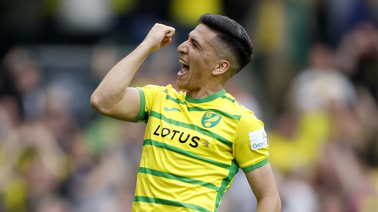 Norwich City's Marcelino Nunez celebrates scoring the opening goal of the game