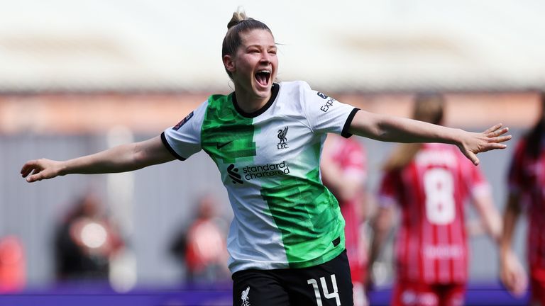 Marie Hoebinger of Liverpool celebrates scoring