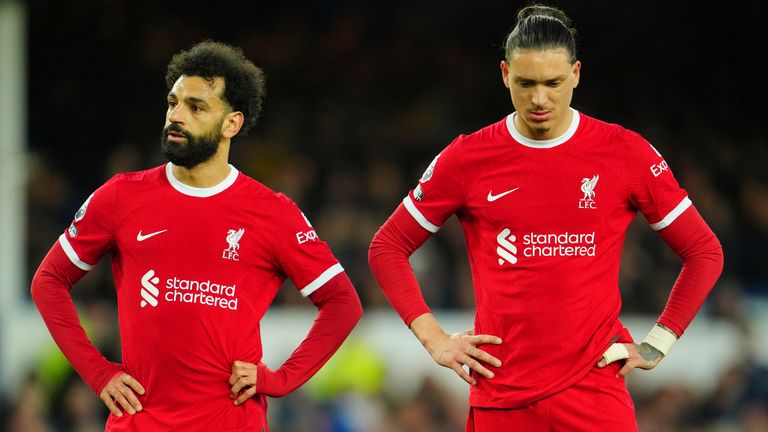 Mohamed Salah and Darwin Nunez look dejected with Liverpool 1-0 behind at Goodison Park