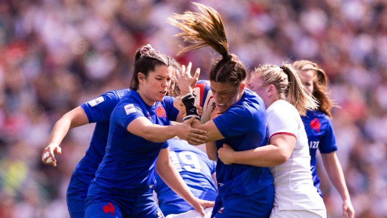 LONDON, ENGLAND - APRIL 29: France's Gaelle Hermet in action during the TikTok Women's Six Nations match between England and France at Twickenham Stadium on April 29, 2023 in London, United Kingdom.  (Photo by Bob Bradford – CameraSport via Getty Images)                                                                                                                                  