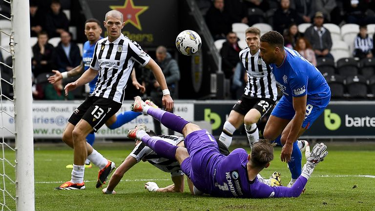 Cyriel Dessers fails to bundle the ball into the St Mirren net
