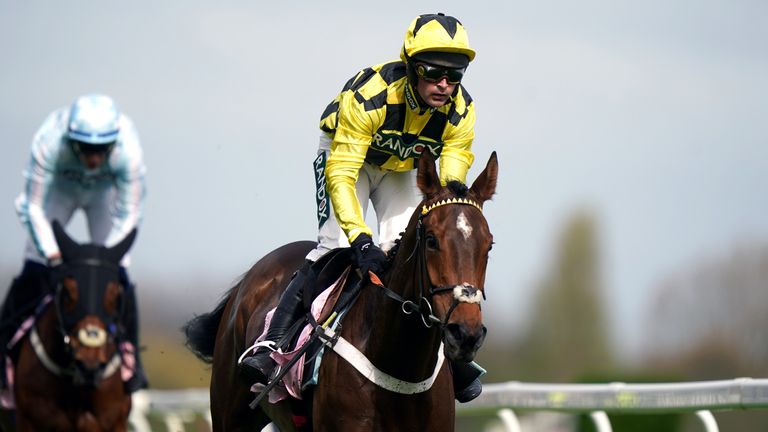 Sir Gino and Nico De Boinville win at Aintree