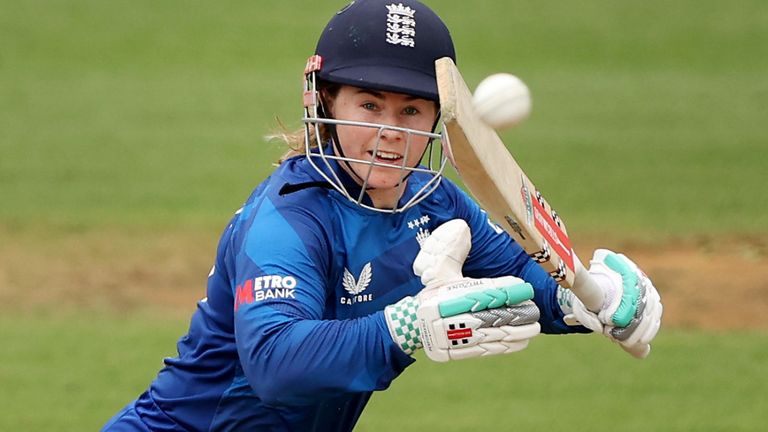 Tammy Beaumont struck 81 for England in the second ODI against New Zealand