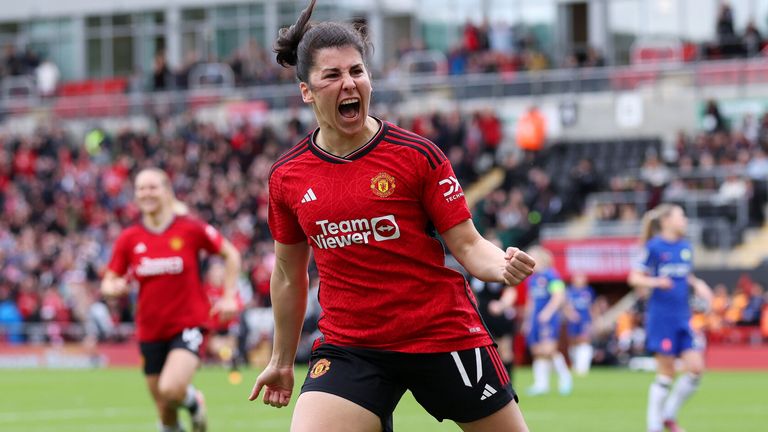 Lucia Garcia celebrates after heading Manchester United in front against Chelsea