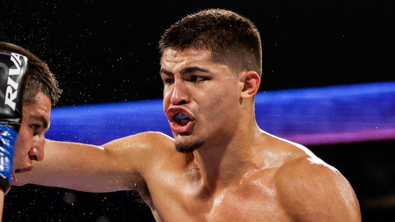 Xander Zayas will look to extend his perfect record to 19-0 