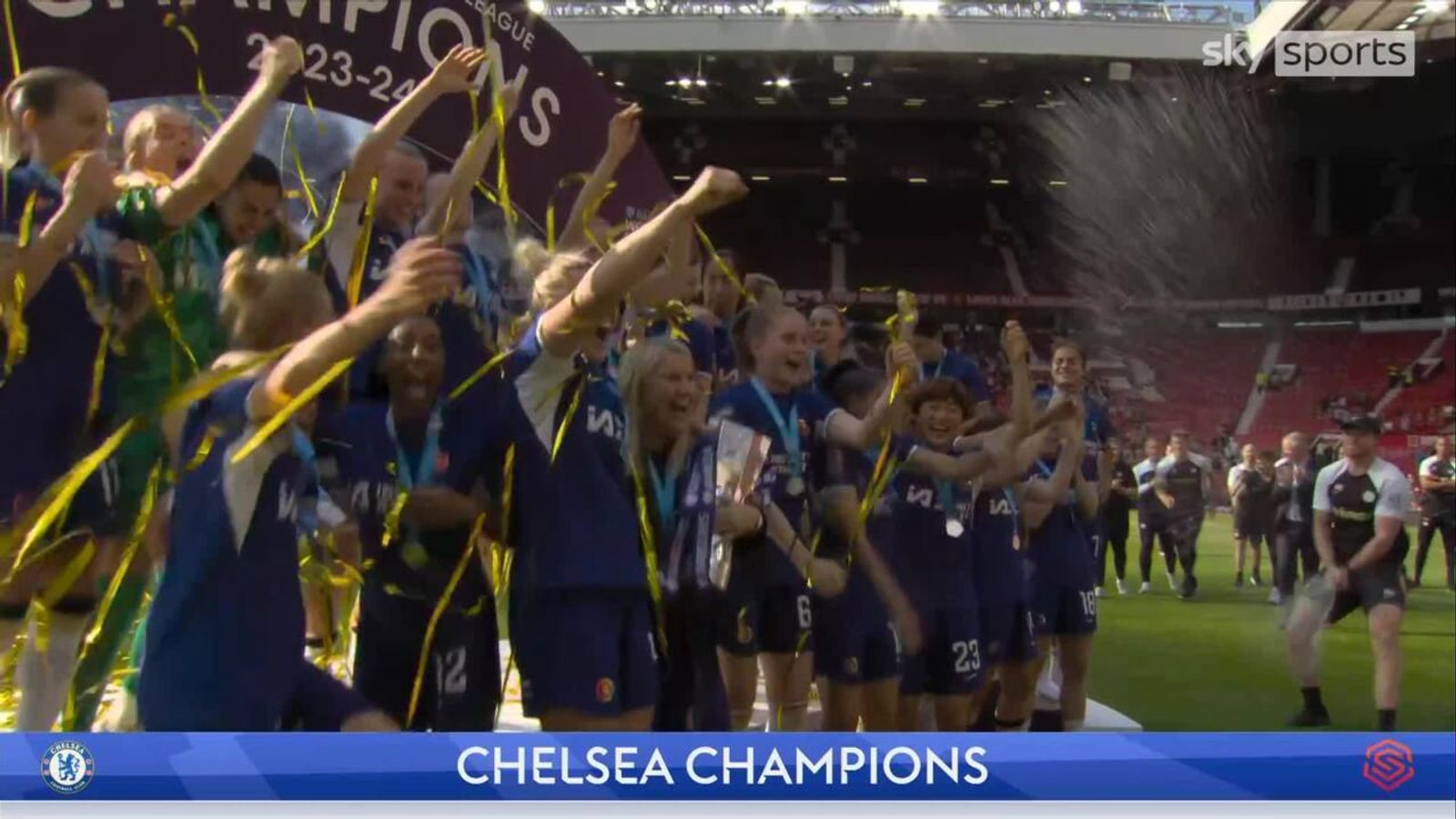 Chelsea lift the WSL trophy for the seventh time!