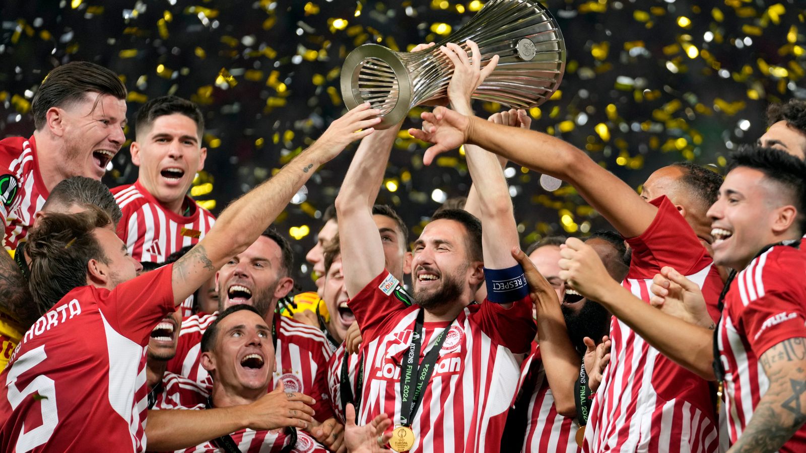 オリンピアコス 1-0 フィオレンティーナ: アユブ・エル・カービが延長戦で決勝ゴールを決め、ヨーロッパリーグのタイトルを獲得 | サッカーのニュース