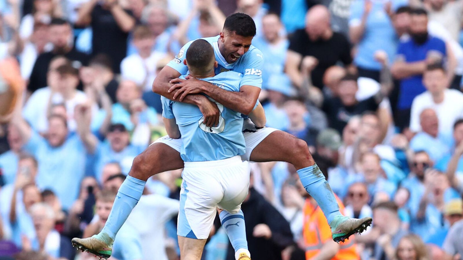 Man City vs West Ham Premier League team news, commentary, free match