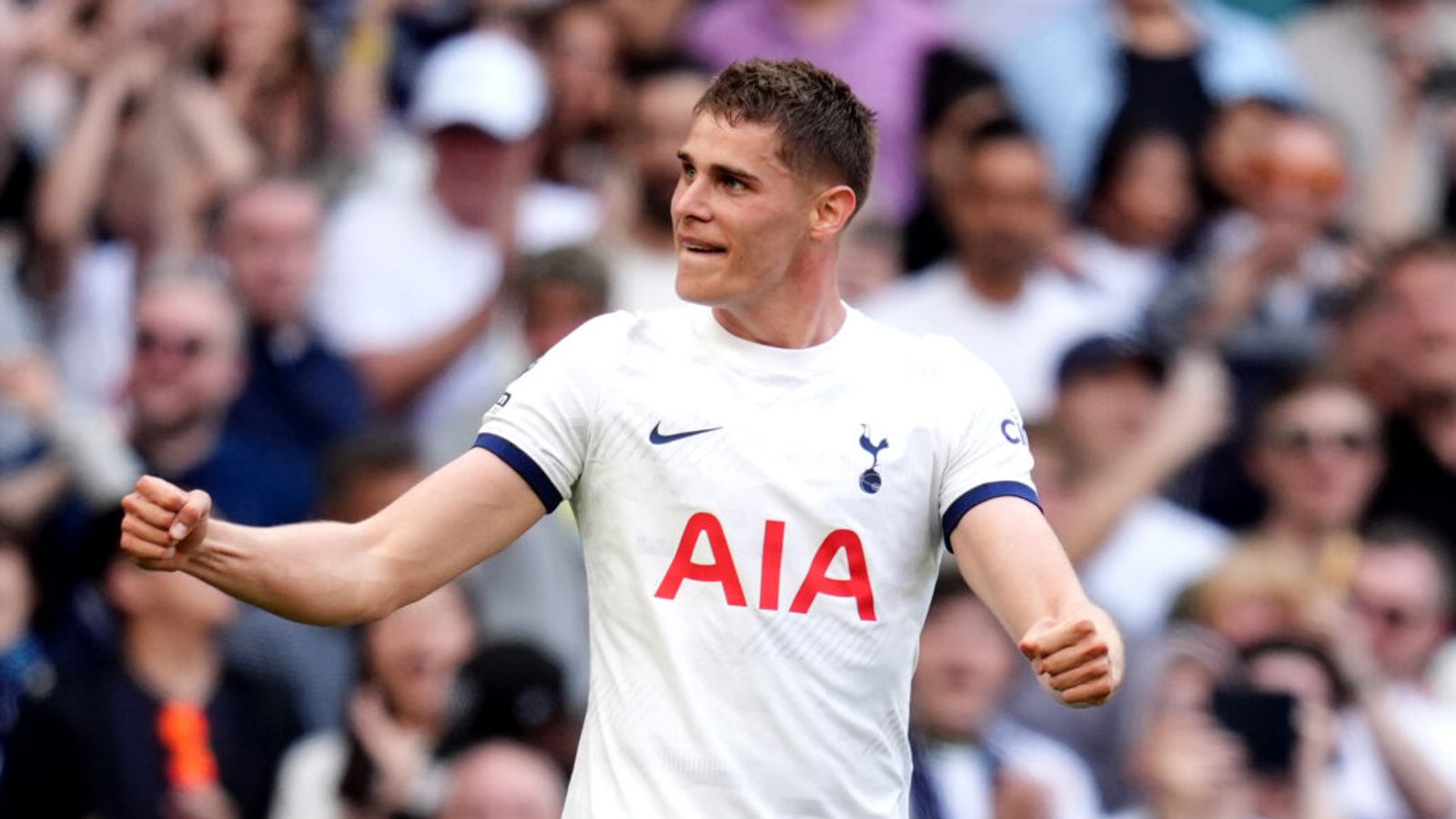 Tottenham 2 – 1 Burnley Tottenham 2 – 1 Burnley