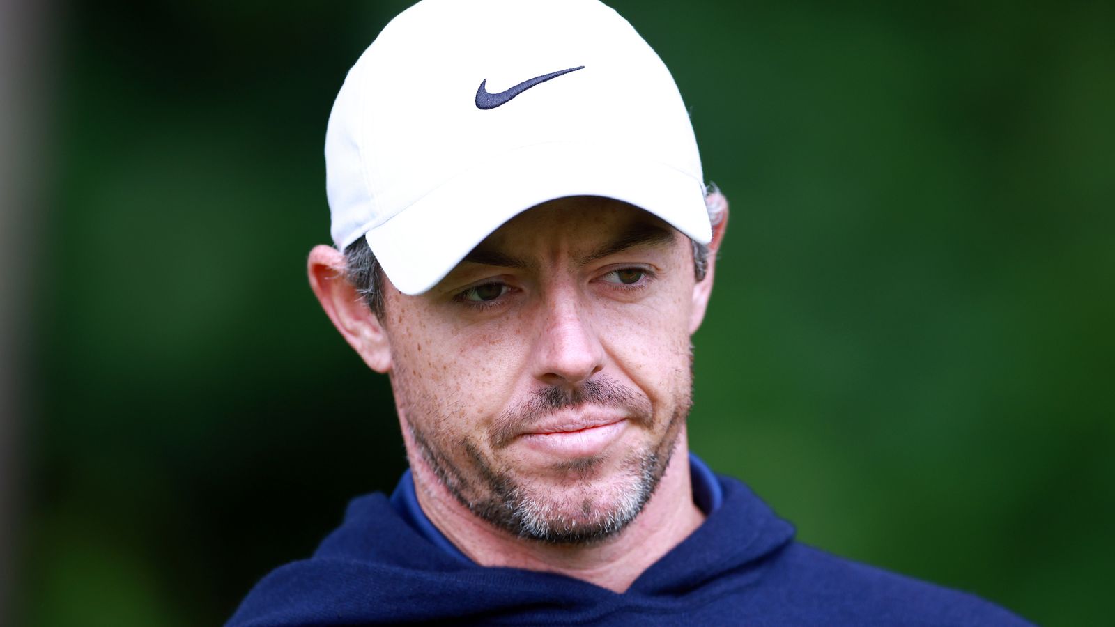 McIlroy calls for kindness after 'incredibly sad' Murray death