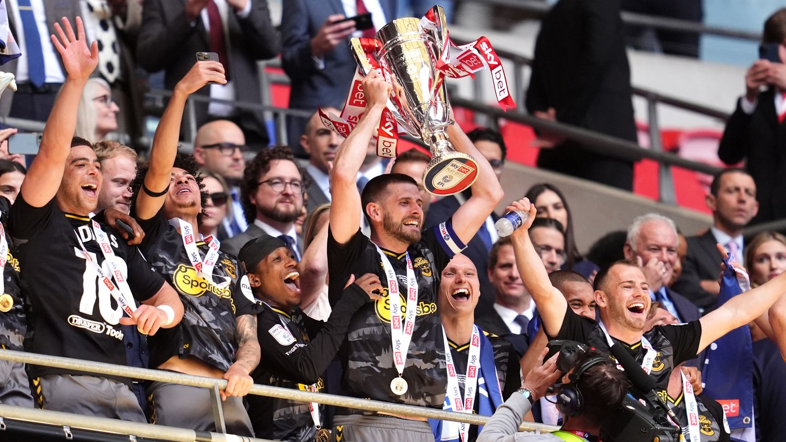 EFL playoffs 2024 Highlights and results for Championship, League One