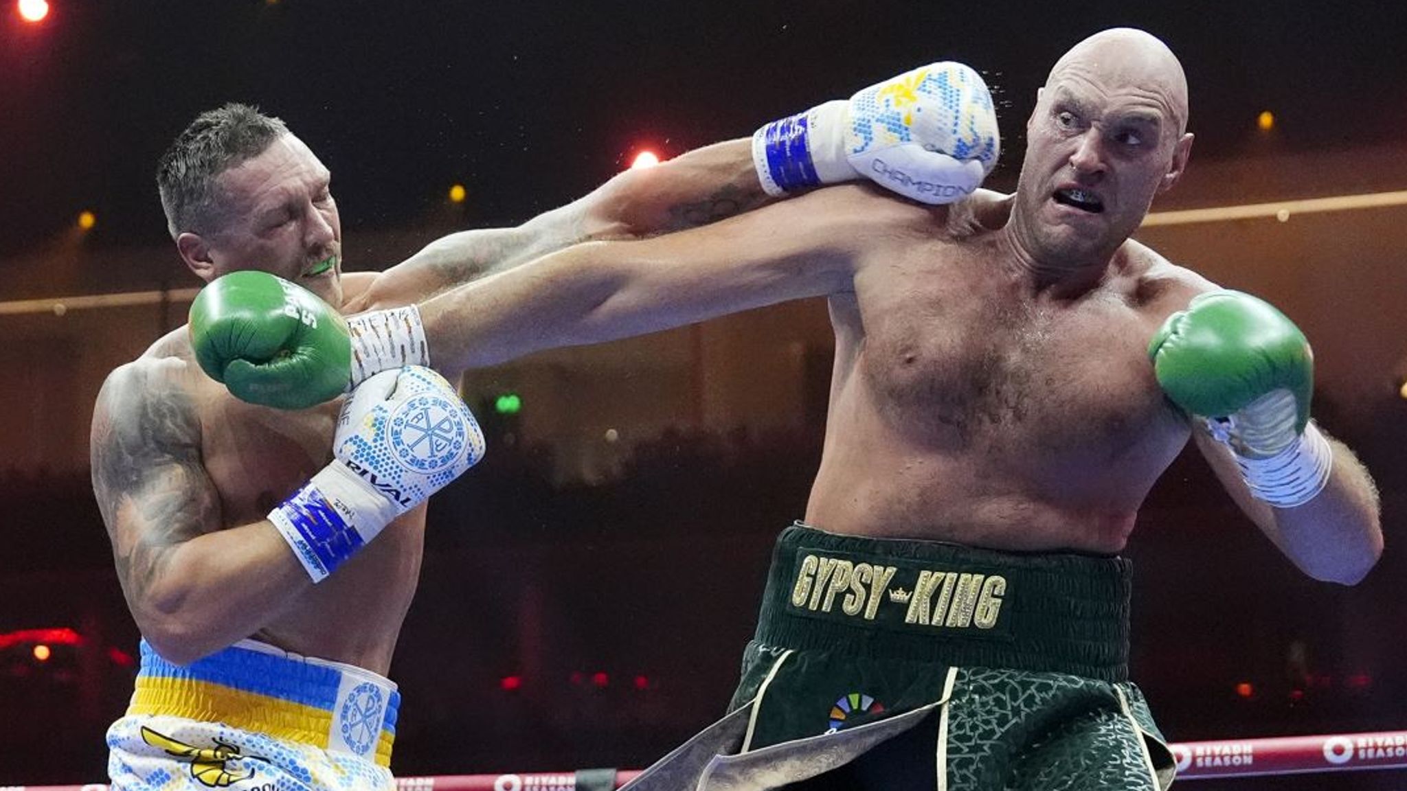 Fury Vs Usyk: Book Repeats Of The Undisputed World Heavyweight Title ...