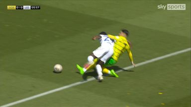 'He doesn't get the ball' | Were Leeds denied an early penalty?