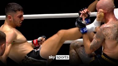 'We don't see that often!'| Gheirati ends fight with rare push-kick KO!
