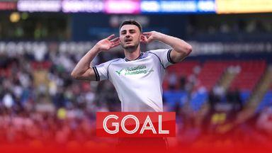 'It's a beauty!' | Collins scores stunner for Bolton