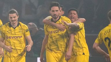 Dortmund's Mats Hummels celebrates with his team-mates