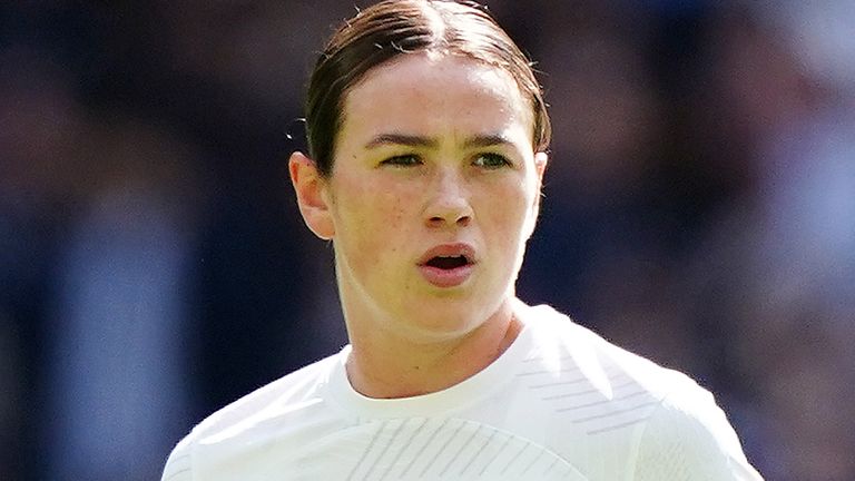 Grace Clinton signed for Tottenham on loan from Man Utd