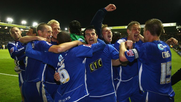 Millwall reached the 2008/09 League One play-off final after a 2-1 aggregate win over Leeds