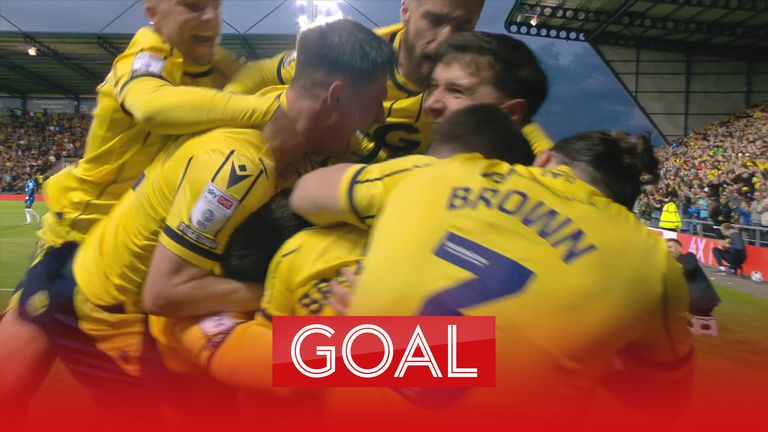 League One Playoff - Oxford 1-0 Peterborough - Moore goal