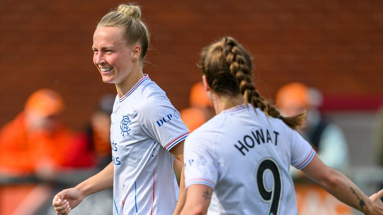 Rachel McLauchlan (left) scored the winner as Rangers beat Glasgow City (Credit: Malcolm Mackenzie/SWPL)