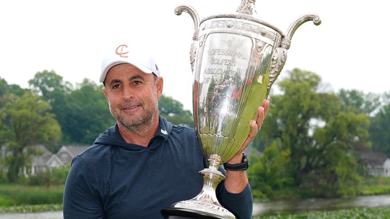 Richard Bland wins Senior PGA Championship (Getty Images)