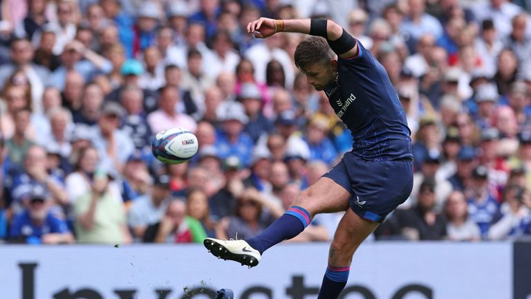 Ross Byrne got Leinster onto the scoreboard, after a number of botched chances