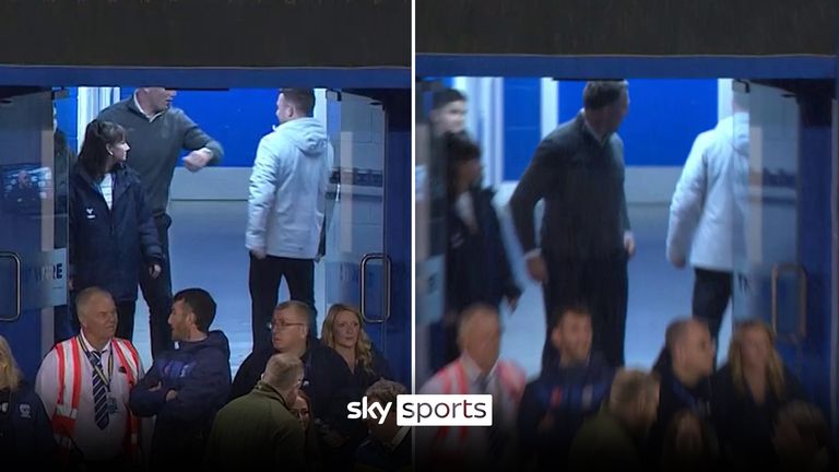 Warrington Wolves head coach appears to shove Hull FC director of rugby Richie Myler after becoming frustrated with the away side&#39;s preparation for the match and it having an impact on how many substitutions he could make during the match. 