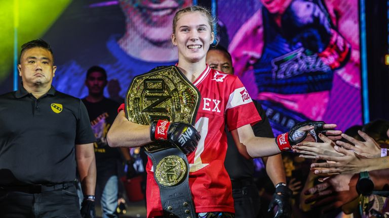 Teenager sensation Smilla Sundell will defend her world title on Sky Sports on May 3 