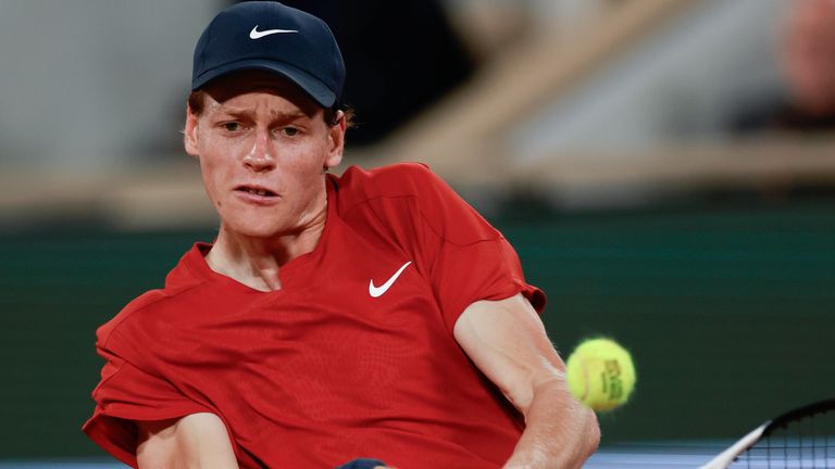 Italy's Jannik Sinner plays a shot against France's Richard Gasquet during their second round match of the French Open tennis tournament at the Roland Garros stadium in Paris, Wednesday, May 29, 2024. (AP Photo/Aurelien Morissard)