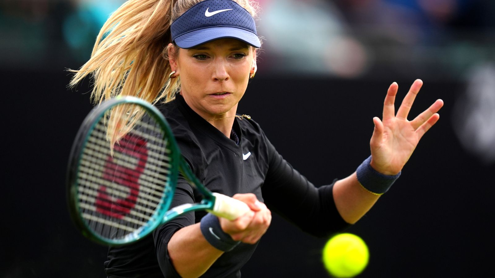 Harriet Dart calls out umpire in loss to Katie Boulter at Nottingham Open with Heather Watson also through to last 16