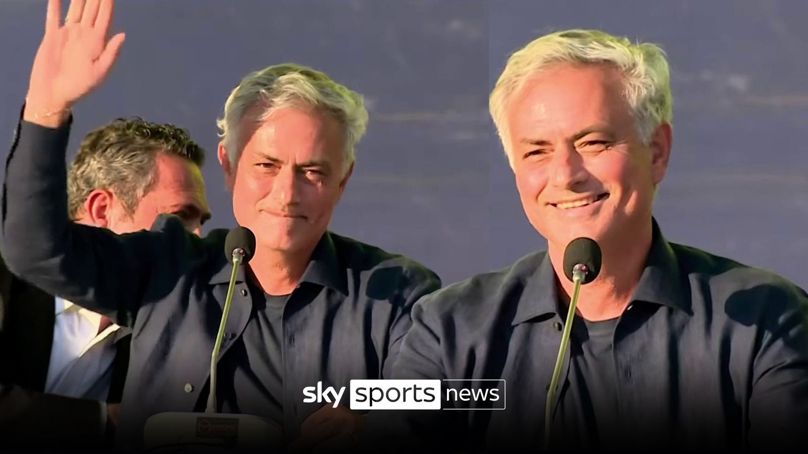 Mourinho receives hero's welcome at Fenerbahce | 'Thank you for your love!'