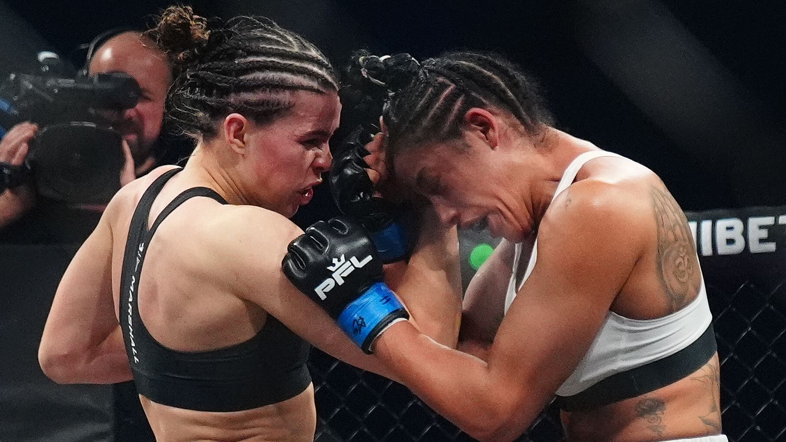 Savannah Marshall stops Mirela Vargas in MMA debut at PFL Europe before calling out Claressa Shields
